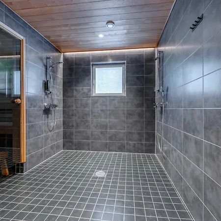 Himoksen Timantti Near Golf Course Incl Sauna, Jacuzzi For Ectra Fee, Terrace דירה